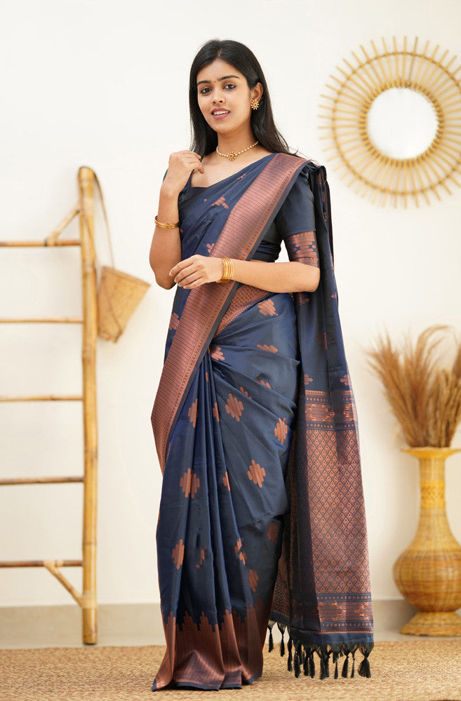 Resplendent Navy Blue Color Soft Lichi Silk Saree With Blouse Piece